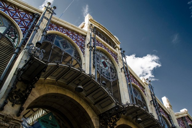 Puerta del mercado de Valencia